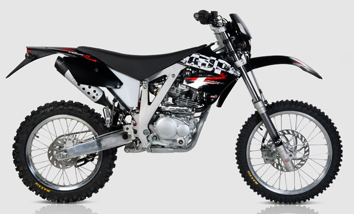 Ficha Técnica De La AJP PR3 Enduro 125 2012 - Masmoto.es