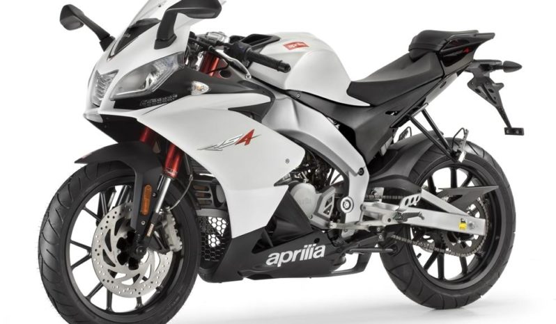 Aprilia RS4 50 2011 lleno