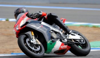 Aprilia RSV4 Factory APRC SE 2011 lleno