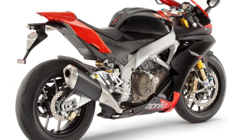 Aprilia RSV4 Factory APRC 2010 lleno