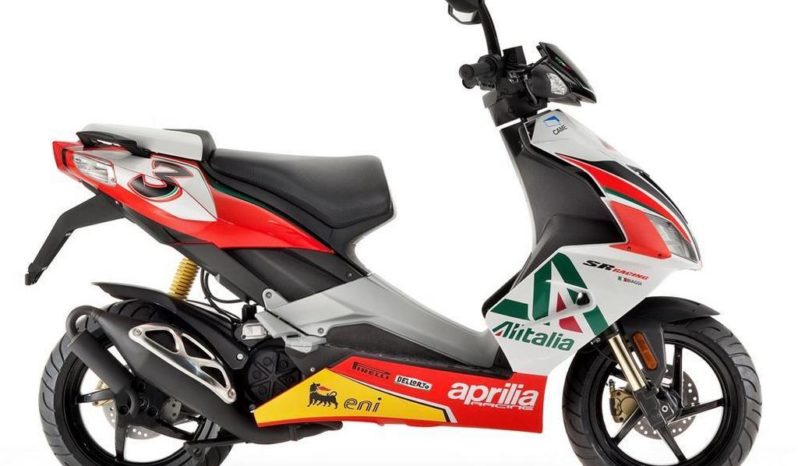 Aprilia SR 50 R Replica SBK 2010 lleno