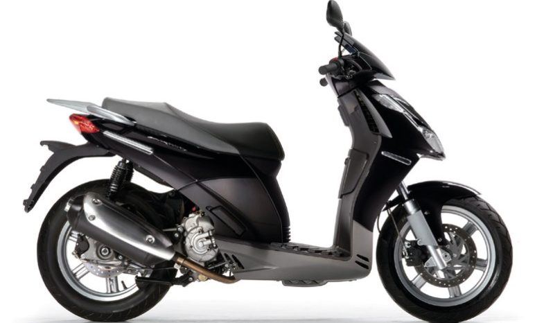 Aprilia Sport City 200 2006 lleno