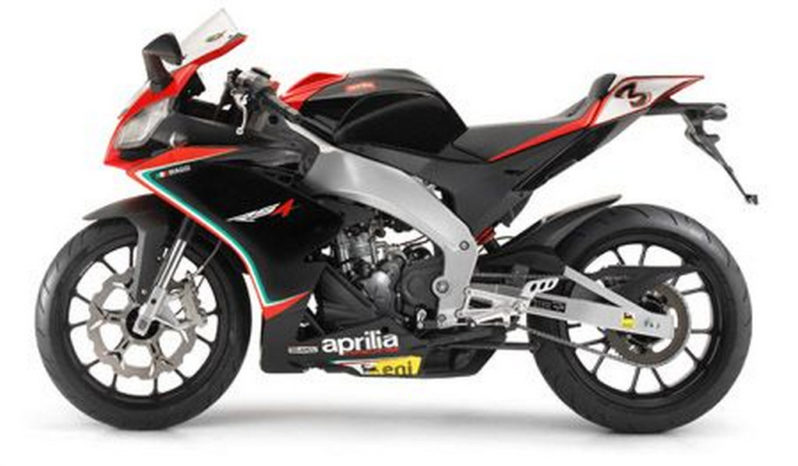 Aprilia RS4 125 Biaggi Replica 2012 lleno