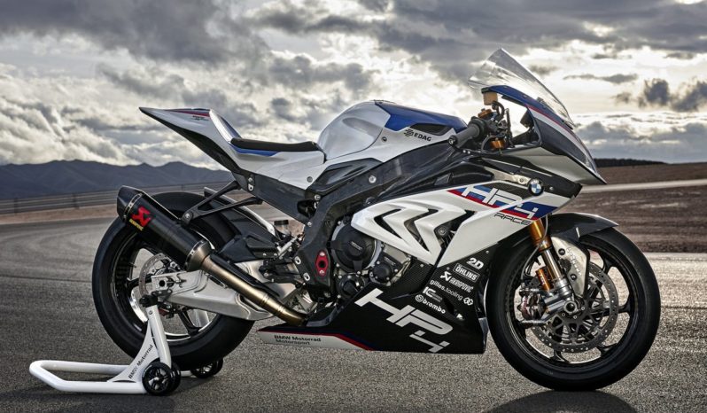 BMW HP4 Race 2017 lleno