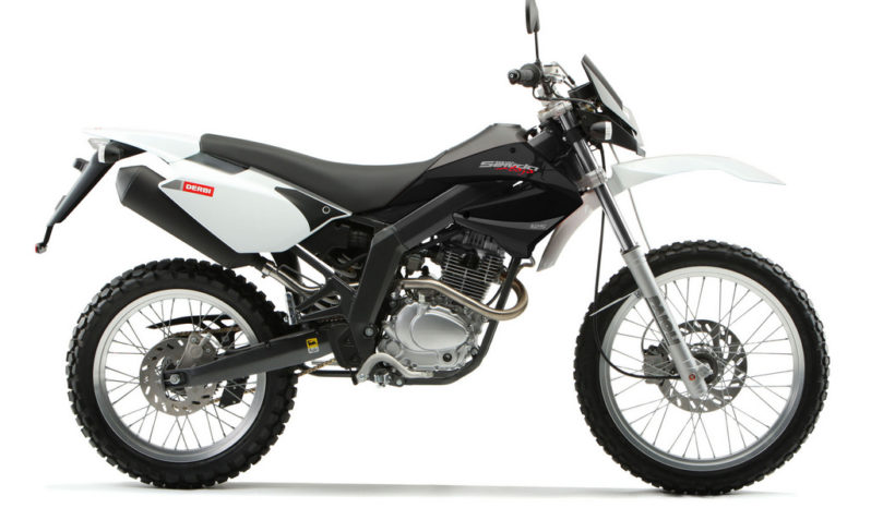 Derbi Senda Baja 125 R 2010 lleno