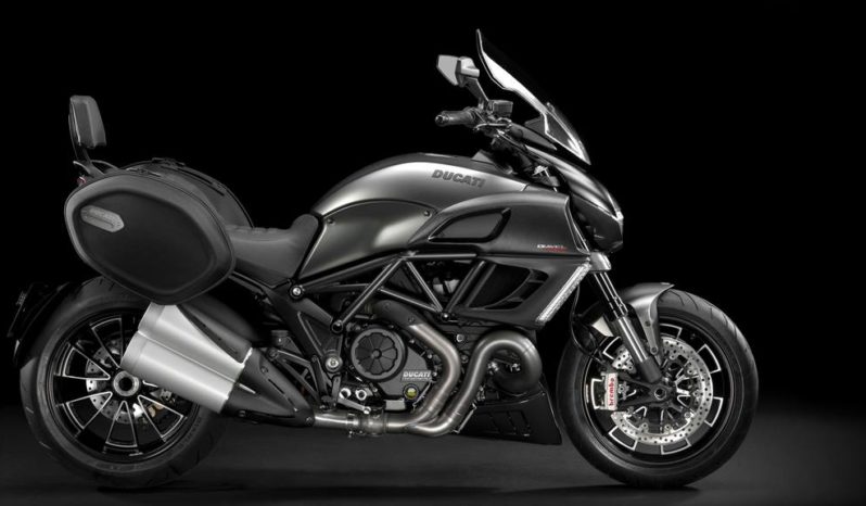 Ducati Diavel Strada 2013 lleno