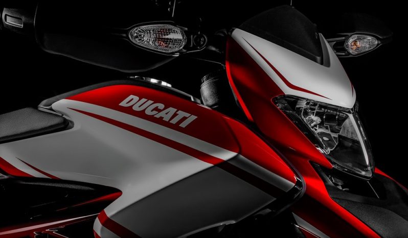 Ducati Hypermotard SP Red Corse Stripe 2014 lleno