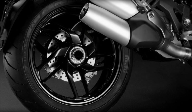 Ducati Monster 1200 2014 lleno