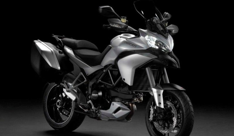 Ducati Multistrada 1200 S Touring 2013 lleno