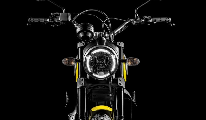 Ducati Scrambler Full Throttle 2015 lleno