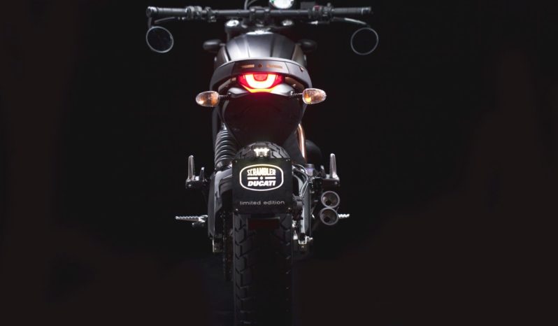 Ducati Scrambler Italia Independent 2016 lleno