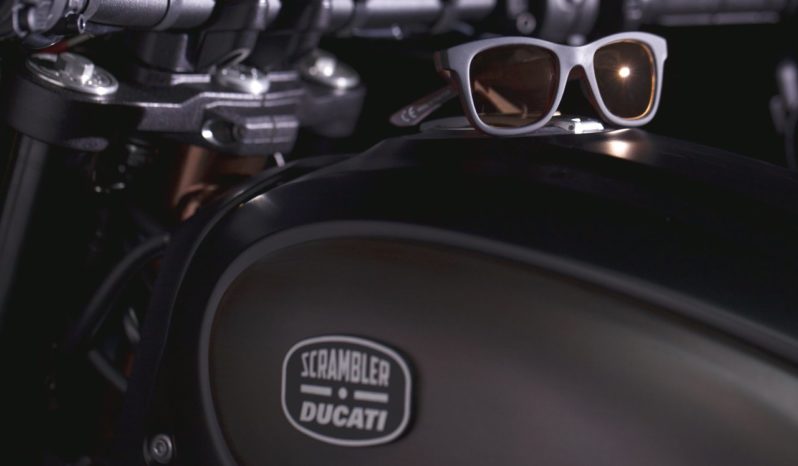 Ducati Scrambler Italia Independent 2016 lleno