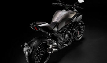 Ducati Diavel Titanium 2015 lleno