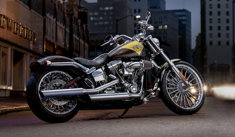 Harley Davidson CVO Breakout 2013 lleno