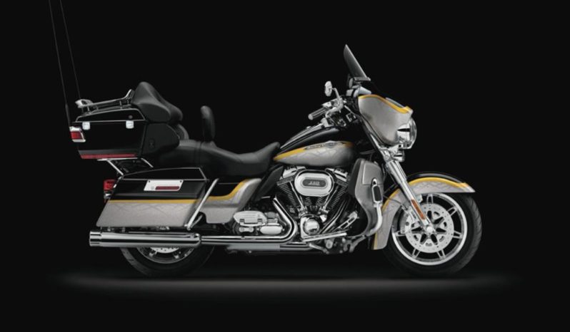 Harley Davidson CVO Ultra Classic Electra Glide 2011 lleno