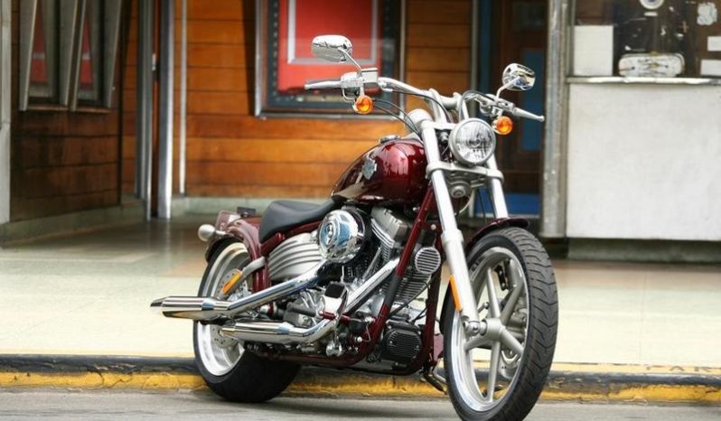 Harley Davidson Softail Rocker 2008 lleno