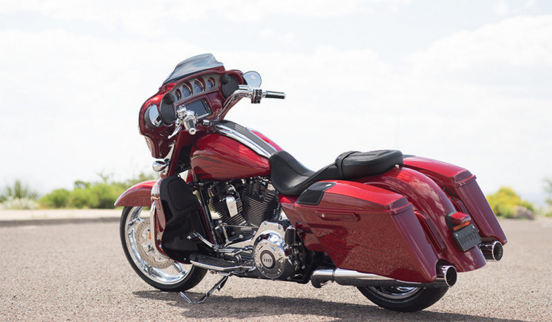 Harley Davidson CVO Street Glide 2016 lleno