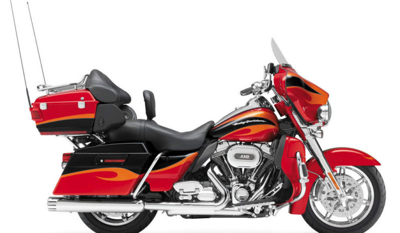 Harley Davidson CVO Ultra Classic Electra Glide 110th Aniversario 2013 lleno