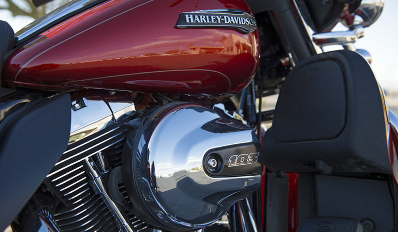 Harley Davidson Electra Glide Ultra Classic 2014 lleno