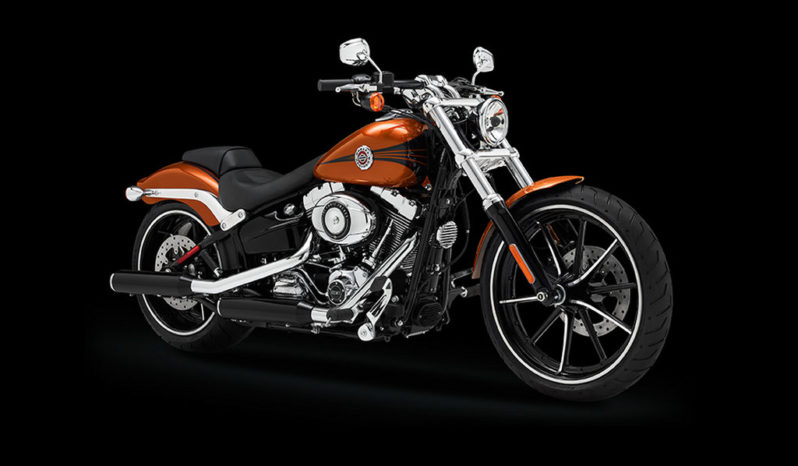 Harley Davidson Softail Breakout 2016 lleno