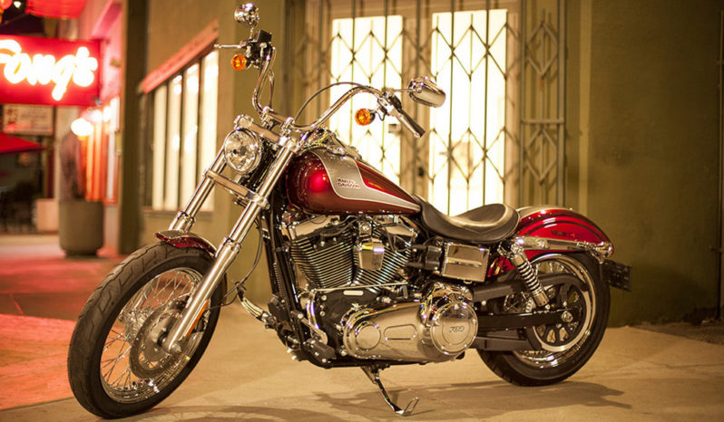 Harley Davidson Dyna Street Bob 2014 lleno