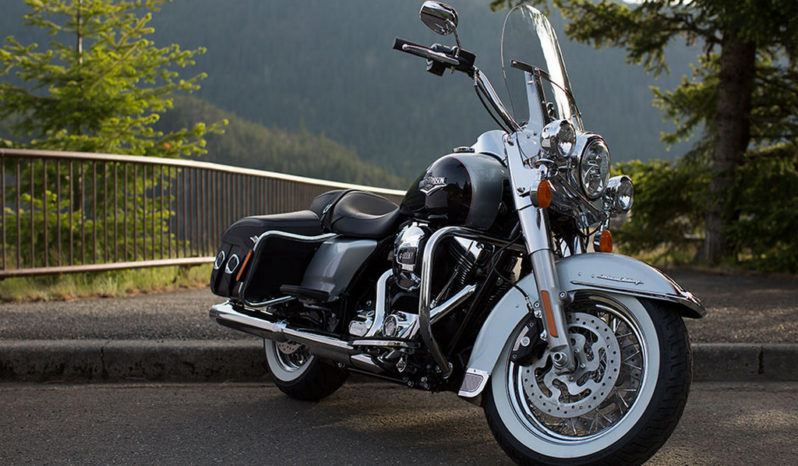 Harley Davidson Road King Classic 2015 lleno