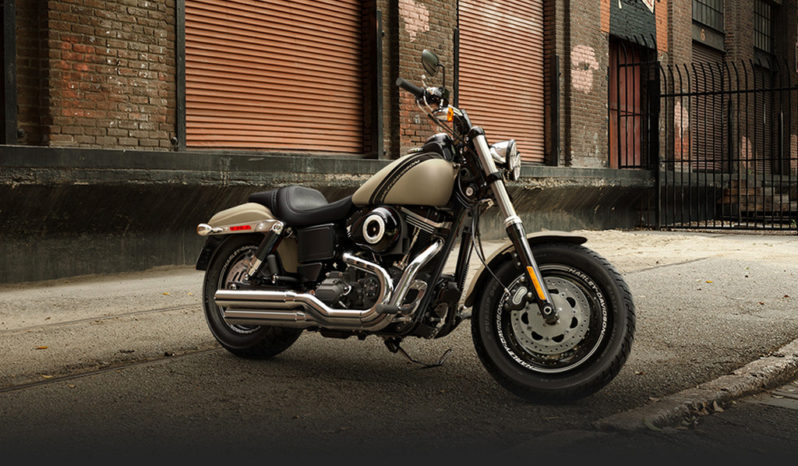 Harley Davidson Dyna Fat Bob 2015 lleno