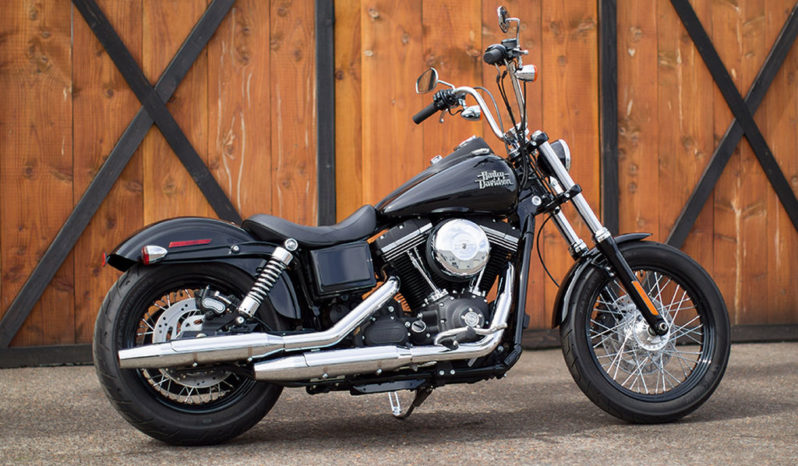 Harley Davidson Dyna Street Bob 2015 lleno