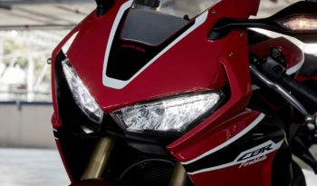 Honda CBR1000RR 2017 lleno