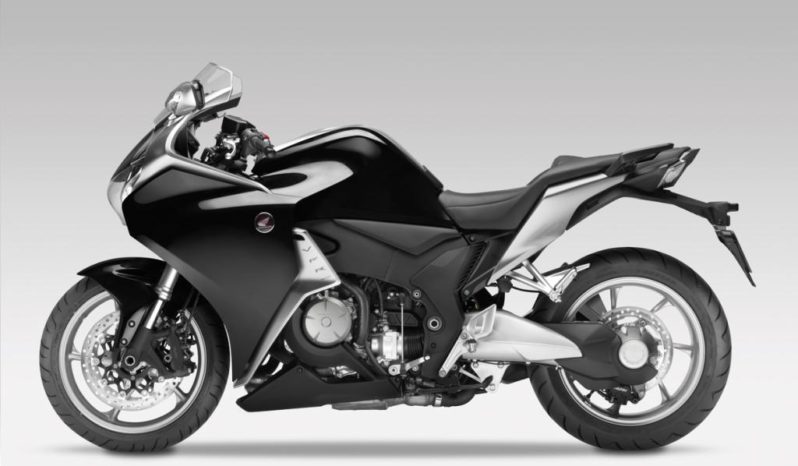 Honda VFR1200F 2012 lleno