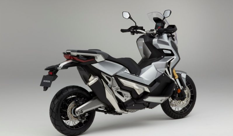 Honda X-ADV 2017 lleno