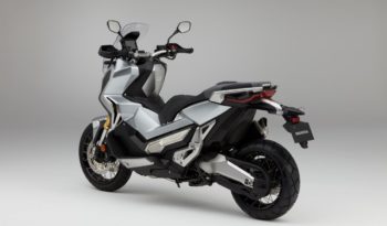 Honda X-ADV 2017 lleno