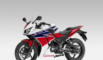 Honda CBR300R 2014 lleno