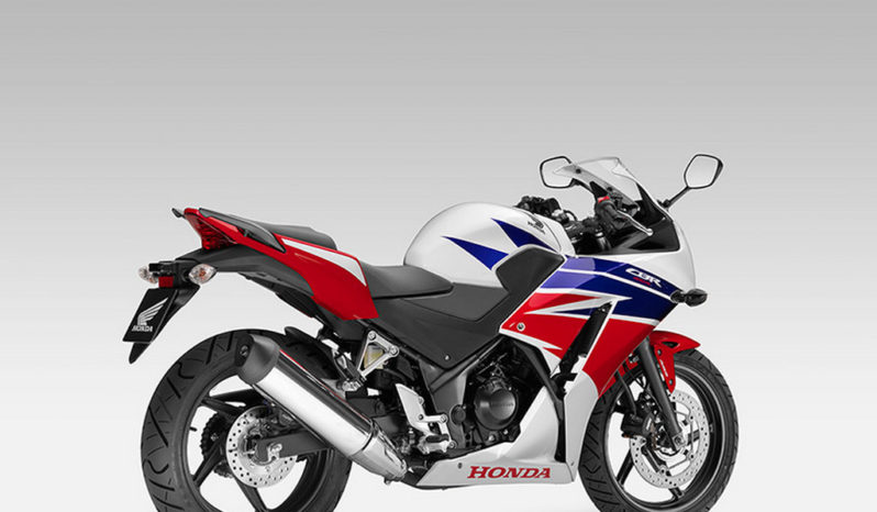 Honda CBR300R 2014 lleno