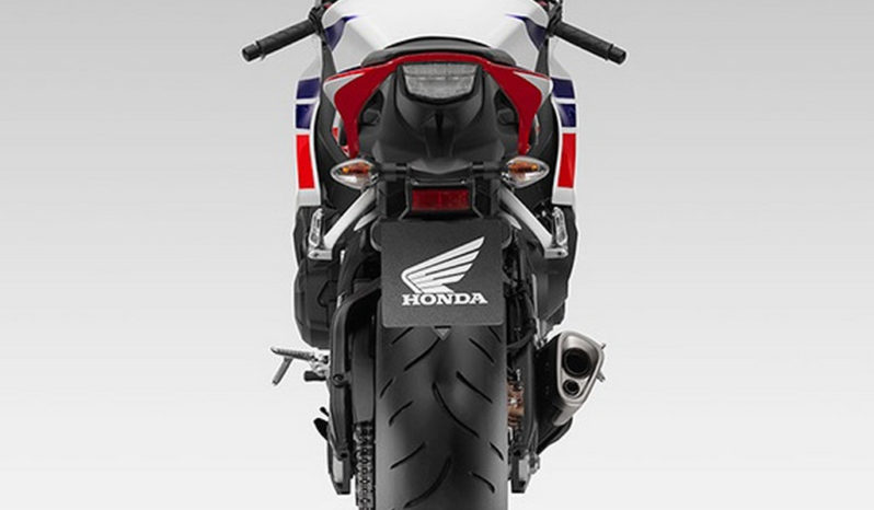 Honda CBR1000RR 2014 lleno