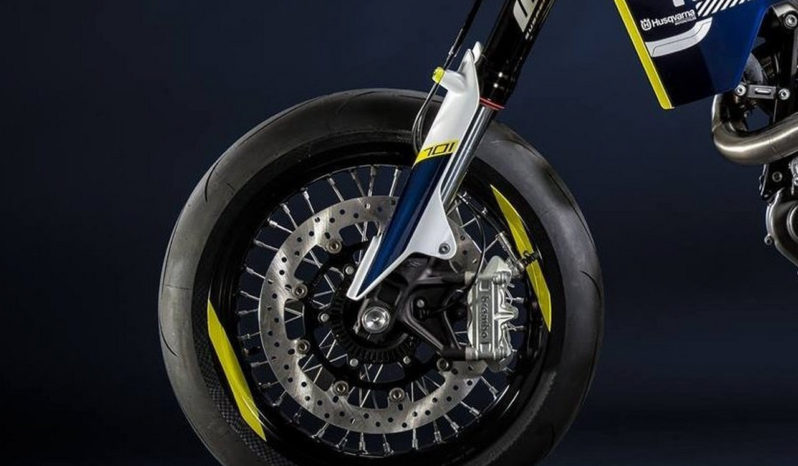 Husqvarna 701 Supermoto 2016 lleno