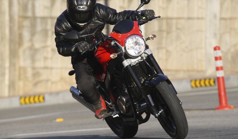 Hyosung GT 125 Comet 2010 lleno