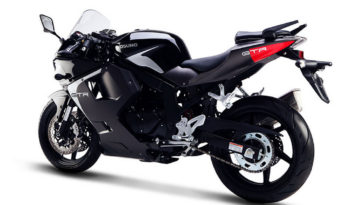 Hyosung GT 125R Pro Comet 2014 lleno