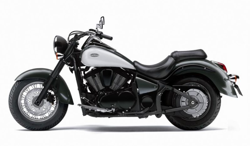 Kawasaki VN 900 Classic Special Edition 2012 lleno