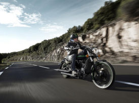 Kawasaki Vulcan 900 Custom 2015