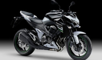 Kawasaki Z800 2013 lleno