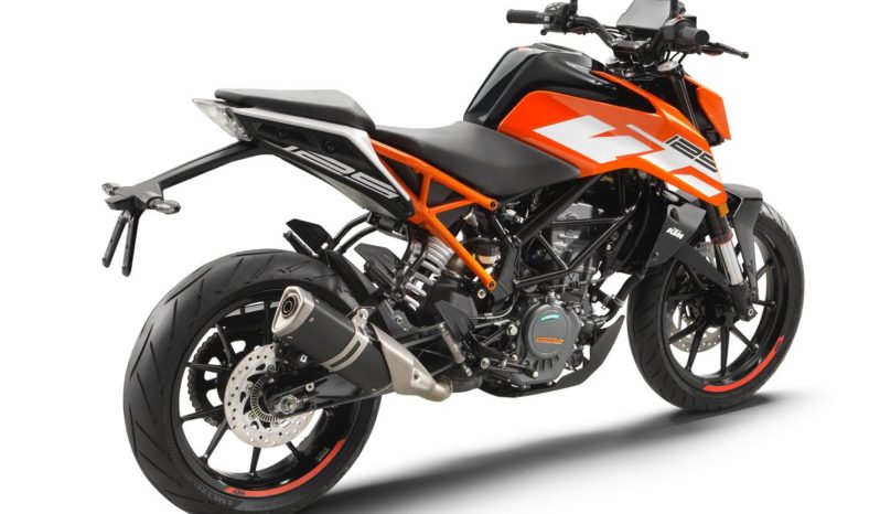 KTM 125 Duke 2017 lleno