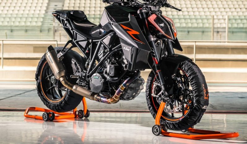 KTM 1290 Super Duke R 2017 lleno