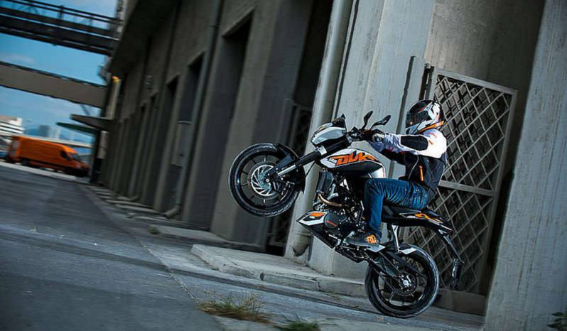 KTM 125 Duke ABS 2013 lleno