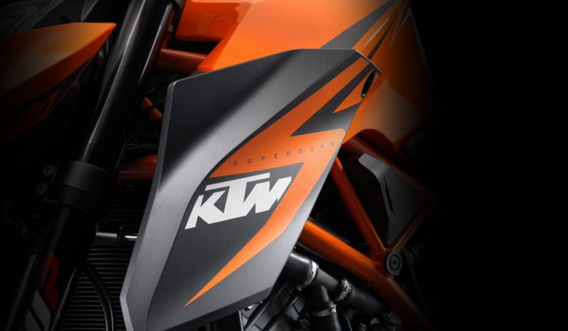 KTM 1290 Super Duke R 2014 lleno