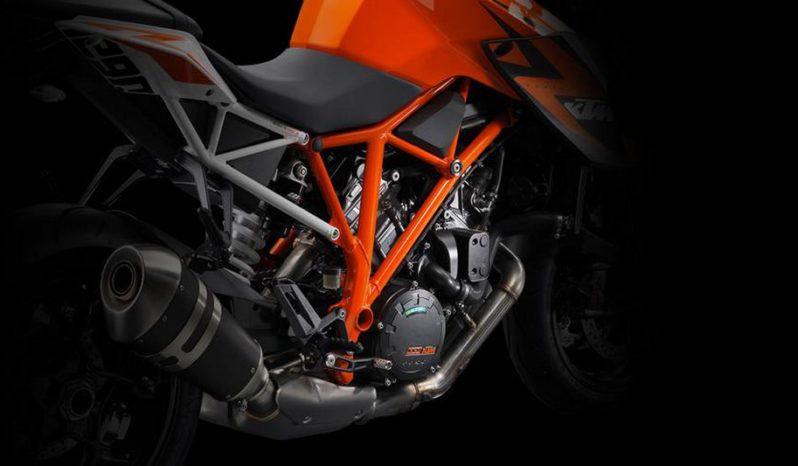 KTM 1290 Super Duke R 2014 lleno