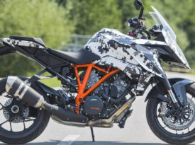 KTM 1290 Super Duke GT 2016