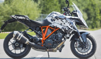 KTM 1290 Super Duke GT 2016 lleno