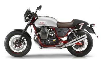 Moto Guzzi V7 II Racer 2015 lleno