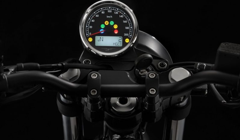 Moto Guzzi V7 III Stone 2017 lleno